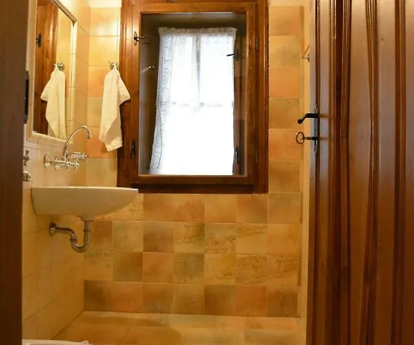 гайтана Къща за гости 3*